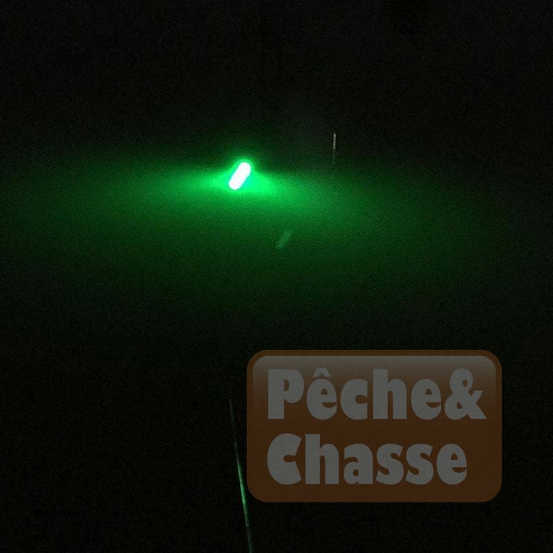 đŁ LuminOcean: AppĂąt lumineux LED 10W Ă 2000 lumens – L’alliĂ© parfait pour la pĂȘche de nuit ! đ â Image 4